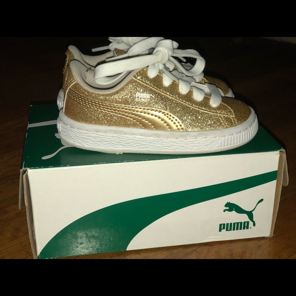 Toddler Gold Pumas - Picture 1 of 2